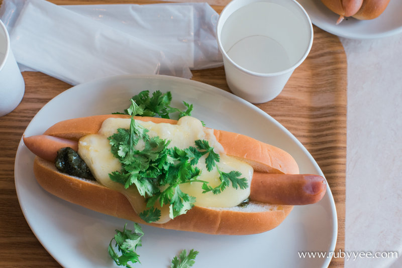 Park Street Cafe Raclette Cheese Hot Dog | www.rubyyee.com